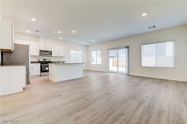501 Red Lovebird Avenue, Henderson, NV 89011