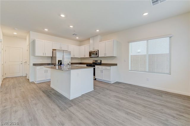 501 Red Lovebird Avenue, Henderson, NV 89011