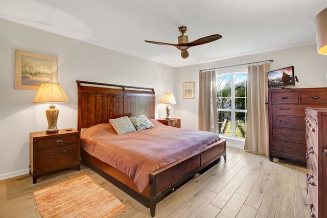 880 Oak Arbor Circle, St Augustine, FL 32084