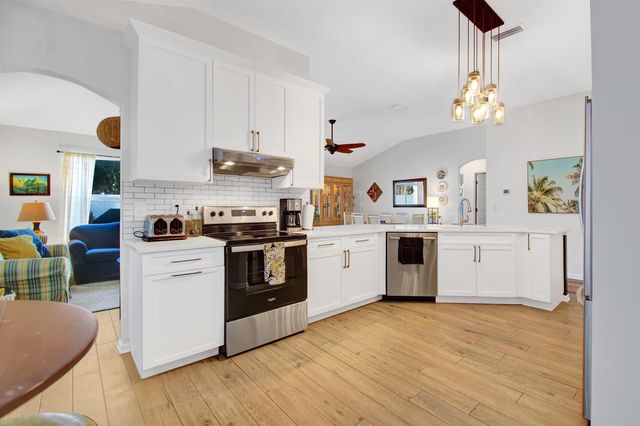 880 Oak Arbor Circle, St Augustine, FL 32084