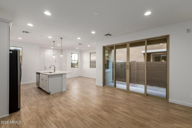 20638 W THOMAS Road, Buckeye, AZ 85396