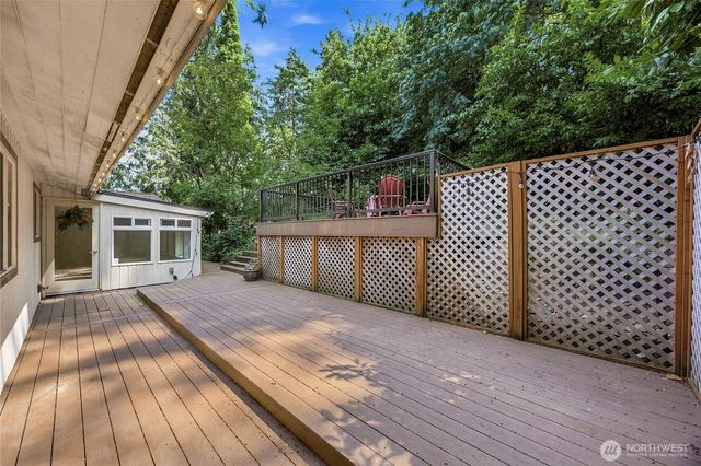 16217 SE Newport Way, Bellevue, WA 98006