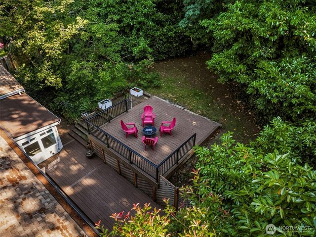 16217 SE Newport Way, Bellevue, WA 98006