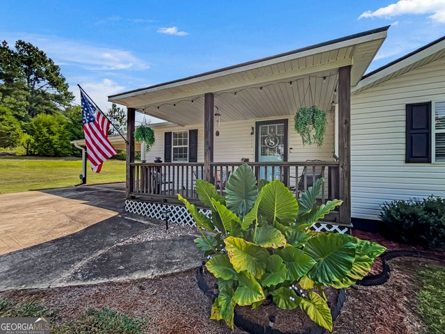 680 Hunters Creek Road, Toccoa, GA 30577