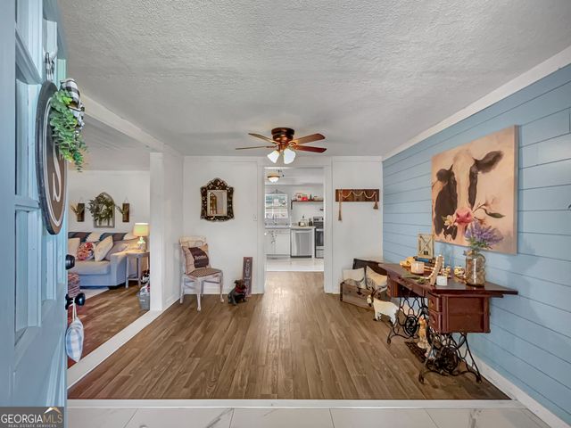 680 Hunters Creek Road, Toccoa, GA 30577