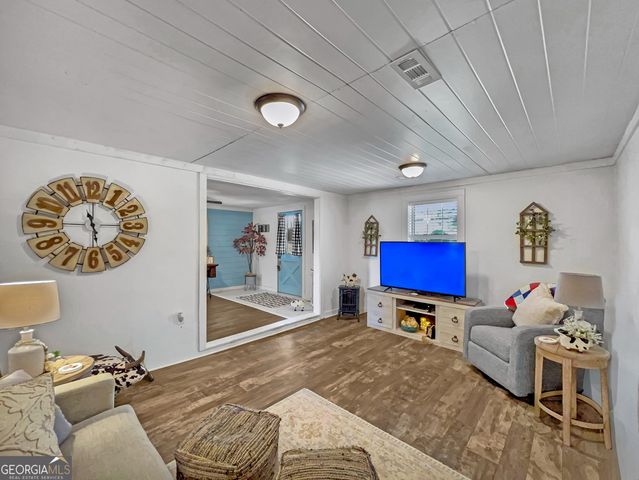 680 Hunters Creek Road, Toccoa, GA 30577