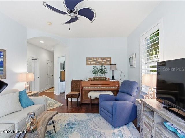 121 W Coquina Key Drive, Ormond Beach, FL 32176