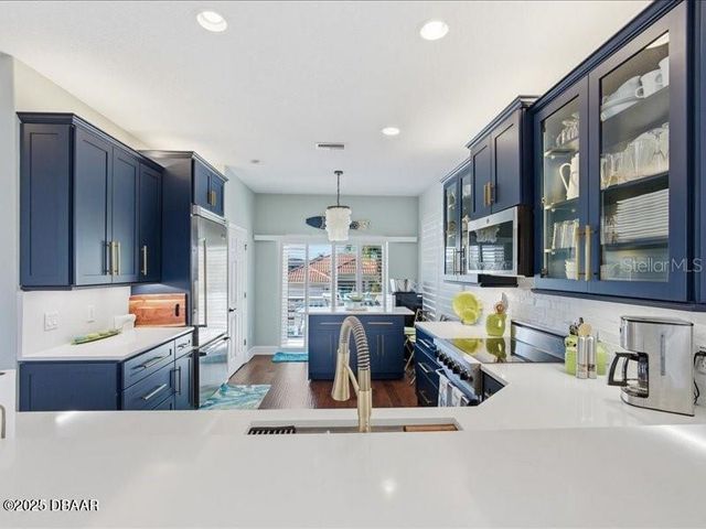 121 W Coquina Key Drive, Ormond Beach, FL 32176