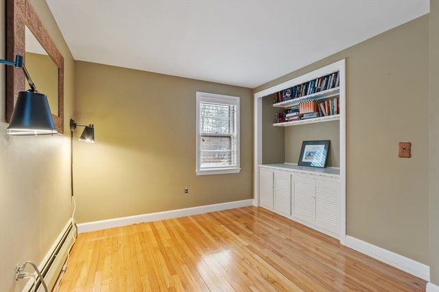 321 Cambridge St, Burlington, MA 01803