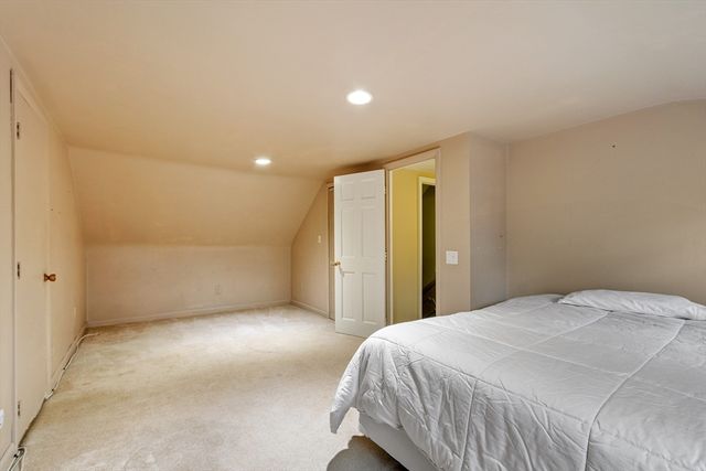 321 Cambridge St, Burlington, MA 01803