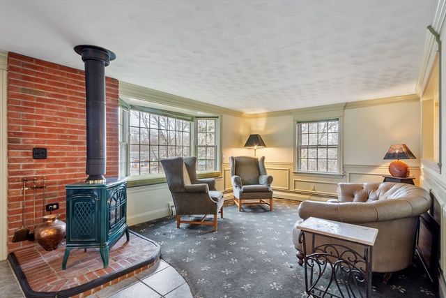 321 Cambridge St, Burlington, MA 01803