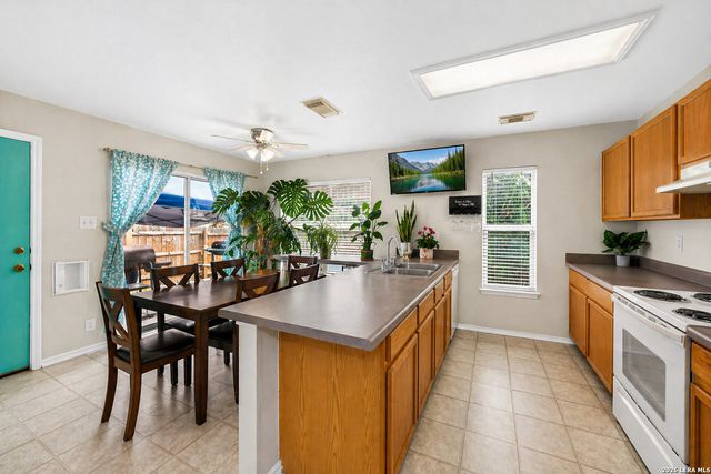 7 Stallion, San Antonio, TX 78238