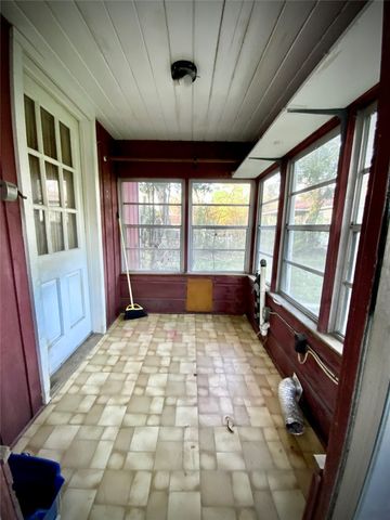 203 S Red River Street, Mexia, TX 76667