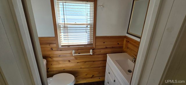 601 E Margaret Street, Iron Mountain, MI 49801