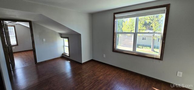 601 E Margaret Street, Iron Mountain, MI 49801