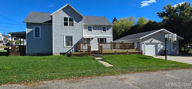 601 E Margaret Street, Iron Mountain, MI 49801