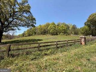 90 Tower Drive SW, Cartersville, GA 30120