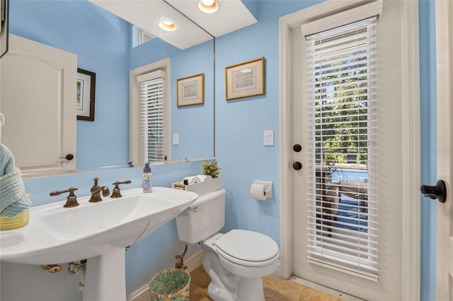 11415 NW 10TH LANE, Gainesville, FL 32606