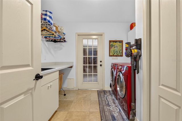 11415 NW 10TH LANE, Gainesville, FL 32606