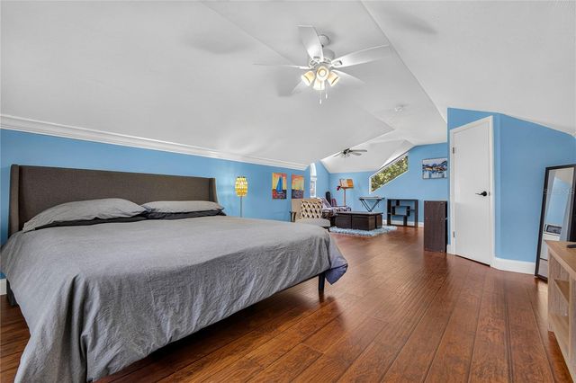 11415 NW 10TH LANE, Gainesville, FL 32606