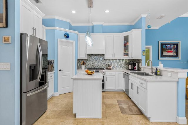11415 NW 10TH LANE, Gainesville, FL 32606