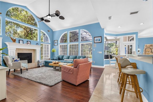11415 NW 10TH LANE, Gainesville, FL 32606