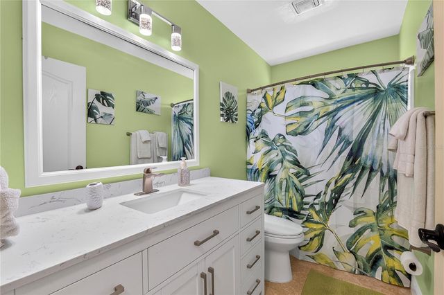 11415 NW 10TH LANE, Gainesville, FL 32606