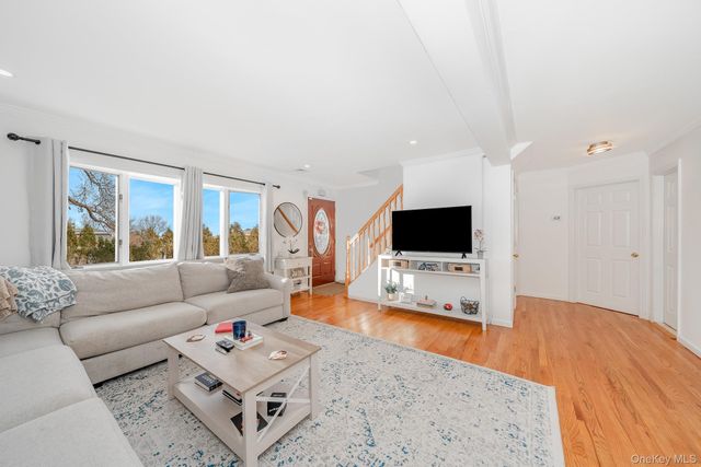 161 Division Avenue, Massapequa, NY 11758