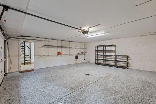 1548 Pineview Drive, Upper St Clair, PA 15241