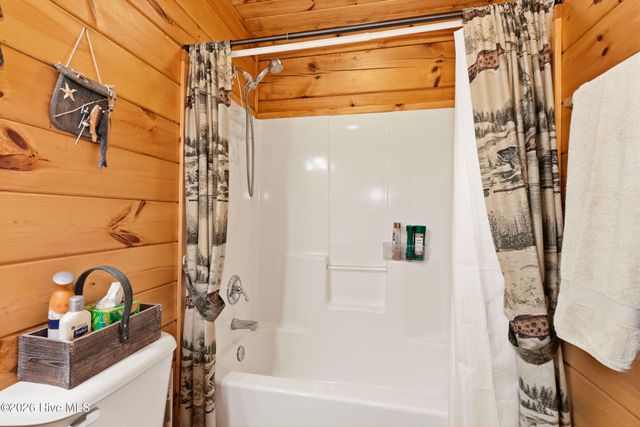 383 Hy Cobb Drive, Murphy, NC 28906