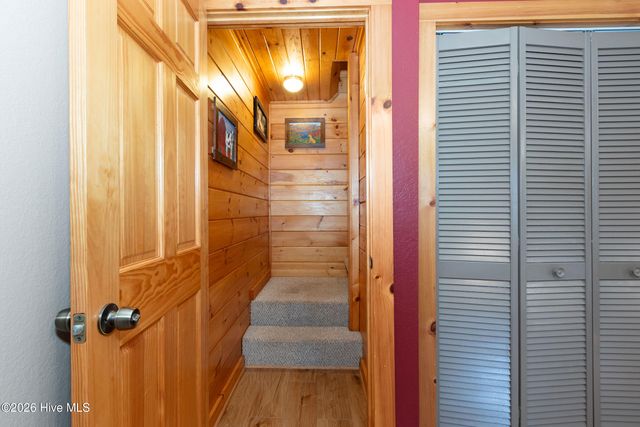 383 Hy Cobb Drive, Murphy, NC 28906