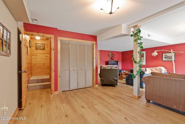 383 Hy Cobb Drive, Murphy, NC 28906