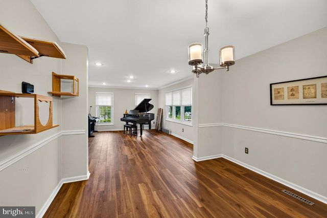 13 WILLOW CREEK LN, Newark, DE 19711