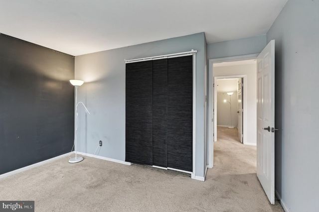 13 WILLOW CREEK LN, Newark, DE 19711
