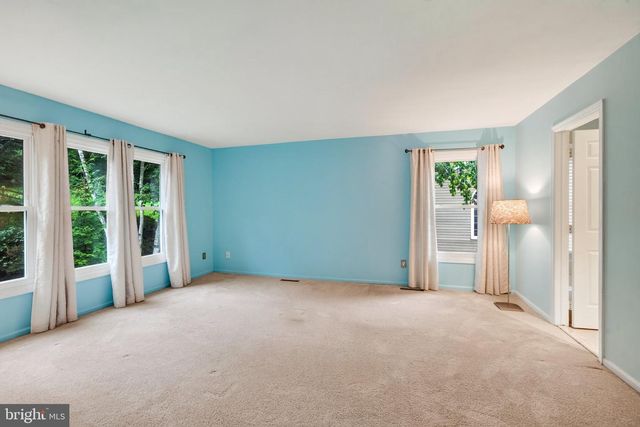 13 WILLOW CREEK LN, Newark, DE 19711