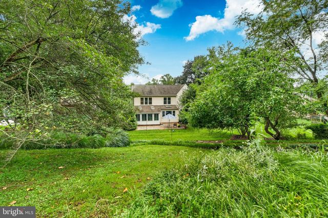 13 WILLOW CREEK LN, Newark, DE 19711