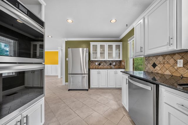 113 San Mateo Drive, Hot Springs, AR 71913