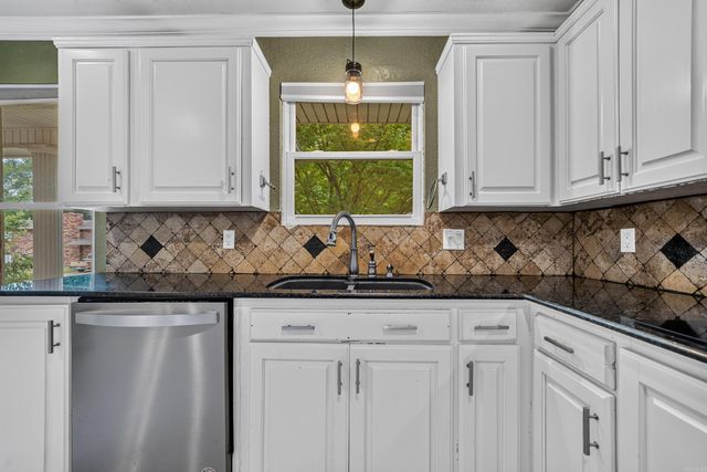 113 San Mateo Drive, Hot Springs, AR 71913