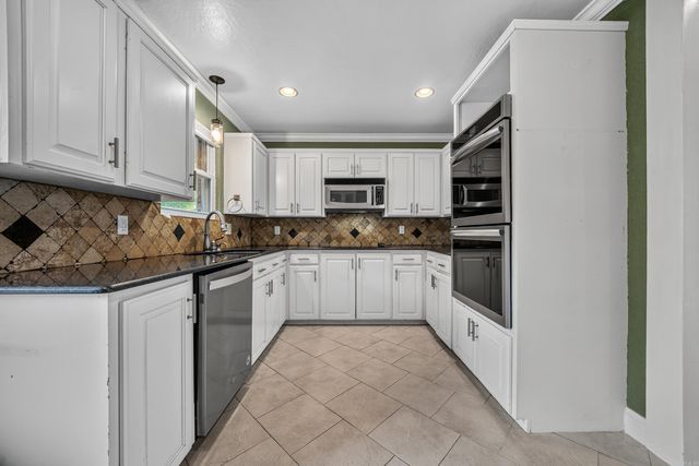 113 San Mateo Drive, Hot Springs, AR 71913