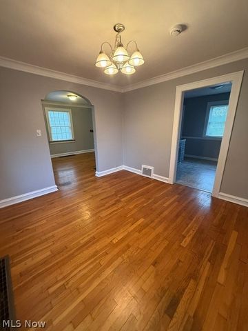 52 Meadowbrook Avenue, Boardman, OH 44512