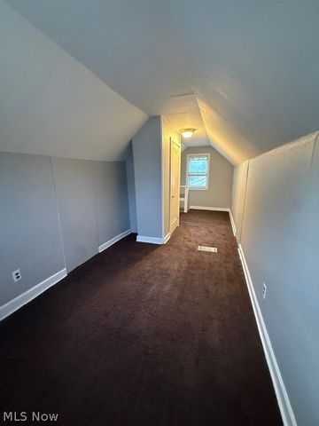 52 Meadowbrook Avenue, Boardman, OH 44512