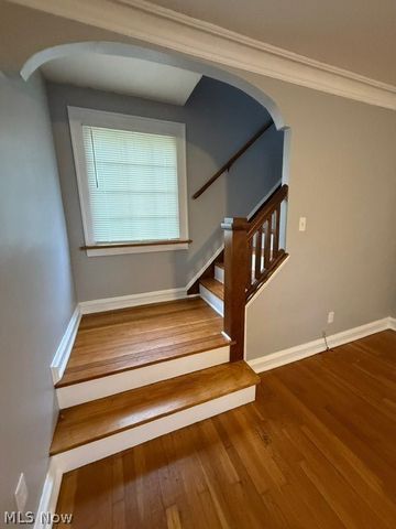 52 Meadowbrook Avenue, Boardman, OH 44512