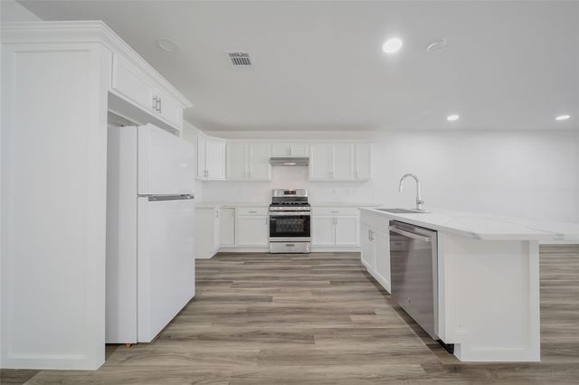 7414 Corpus Christi Street, Houston, TX 77020