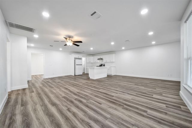 7414 Corpus Christi Street, Houston, TX 77020