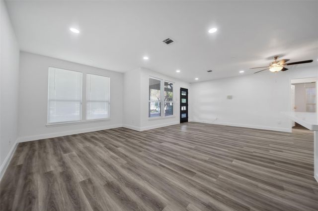 7414 Corpus Christi Street, Houston, TX 77020