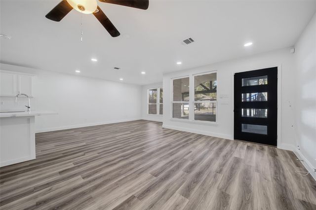 7414 Corpus Christi Street, Houston, TX 77020