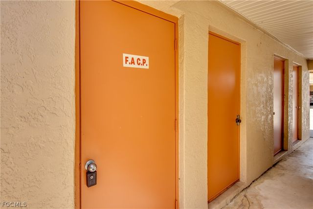 15350 Moonraker CT 304, North Fort Myers, FL 33917