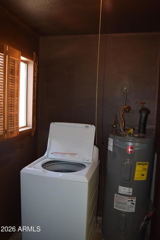 2320 W WALTANN Lane, Phoenix, AZ 85023