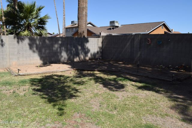 2320 W WALTANN Lane, Phoenix, AZ 85023