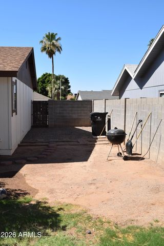 2320 W WALTANN Lane, Phoenix, AZ 85023